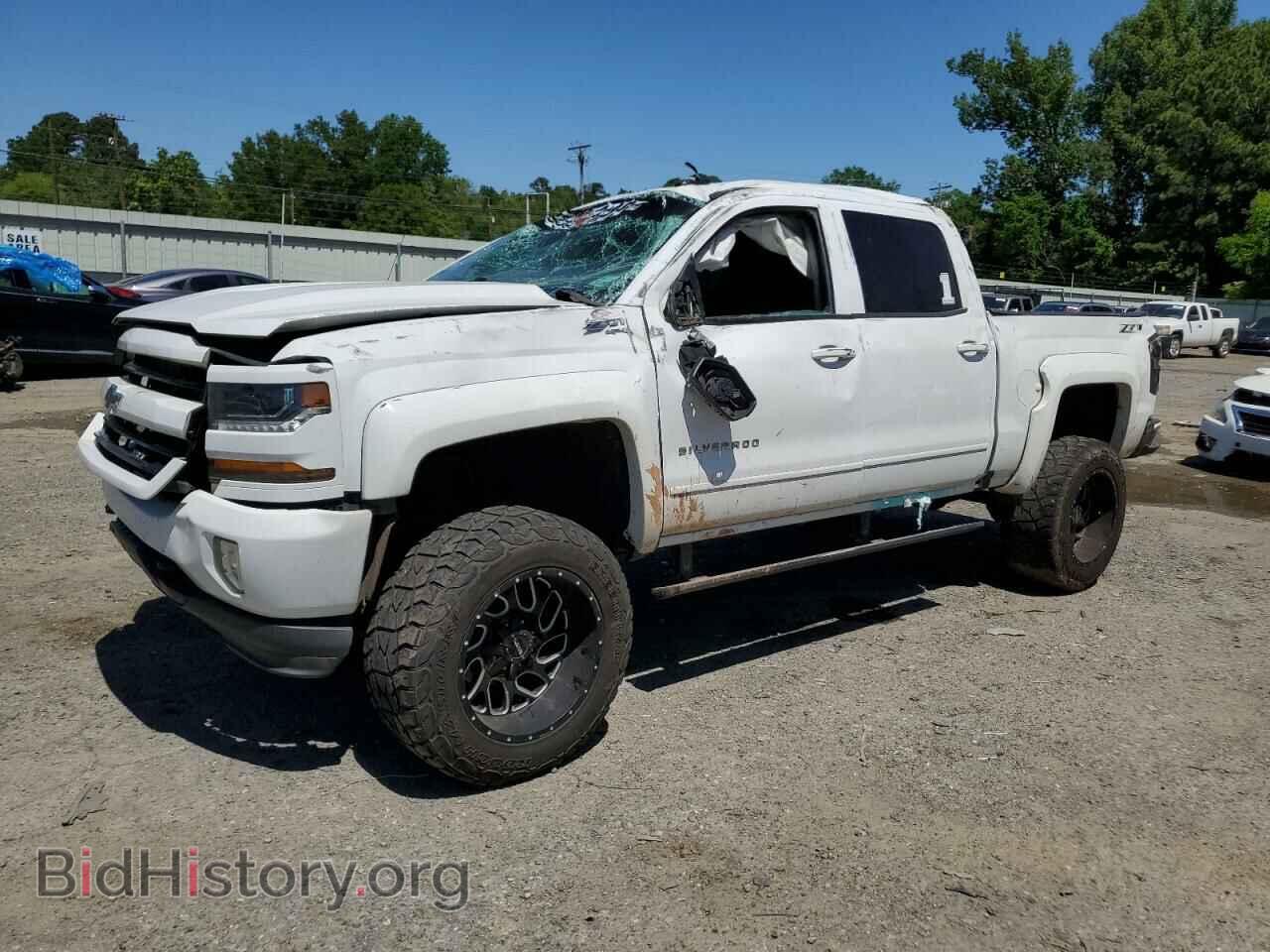 Photo 3GCUKREC8HG461134 - CHEVROLET ALL Models 2017