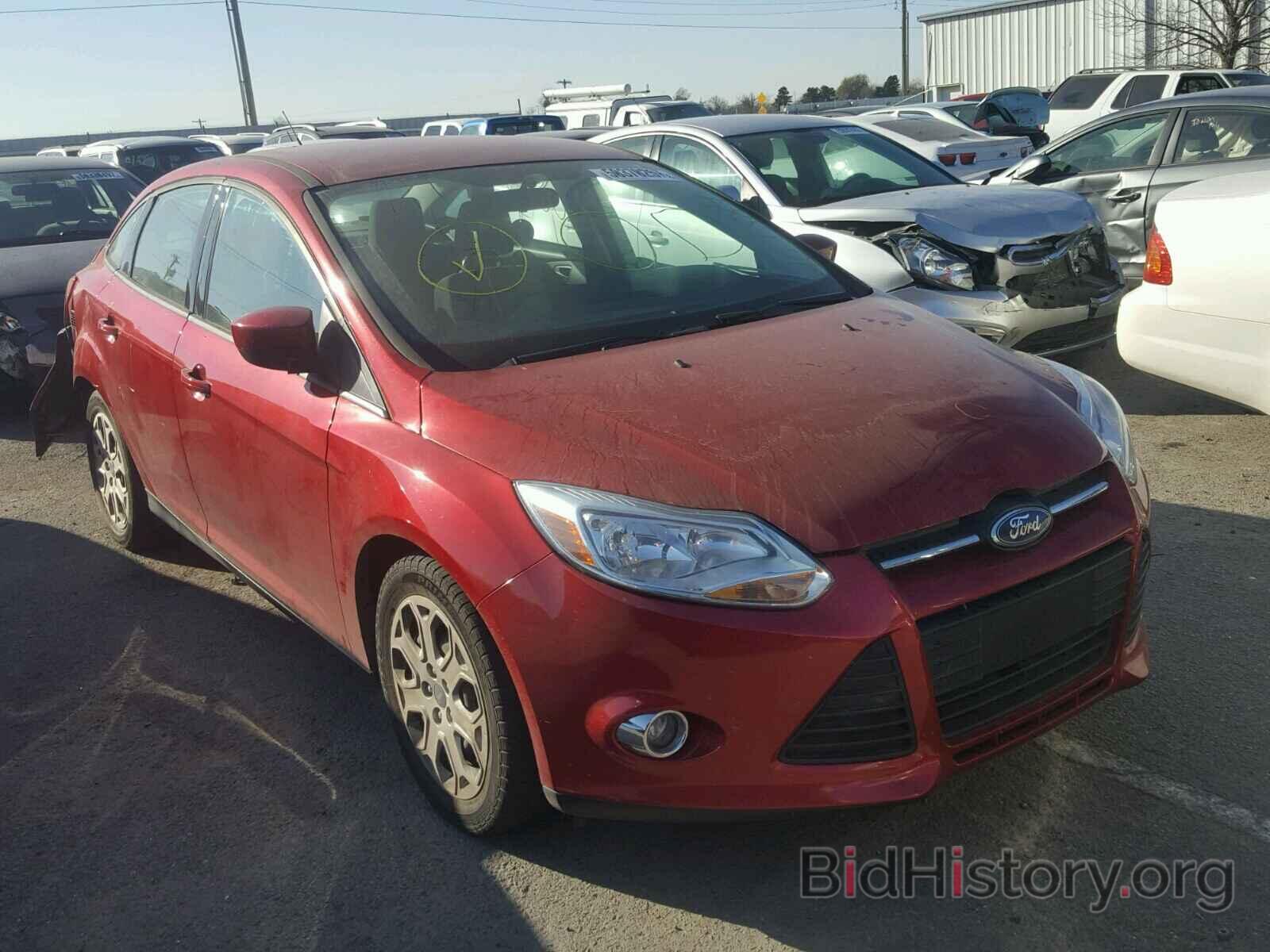 Photo 1FAHP3F2XCL104884 - FORD FOCUS 2012