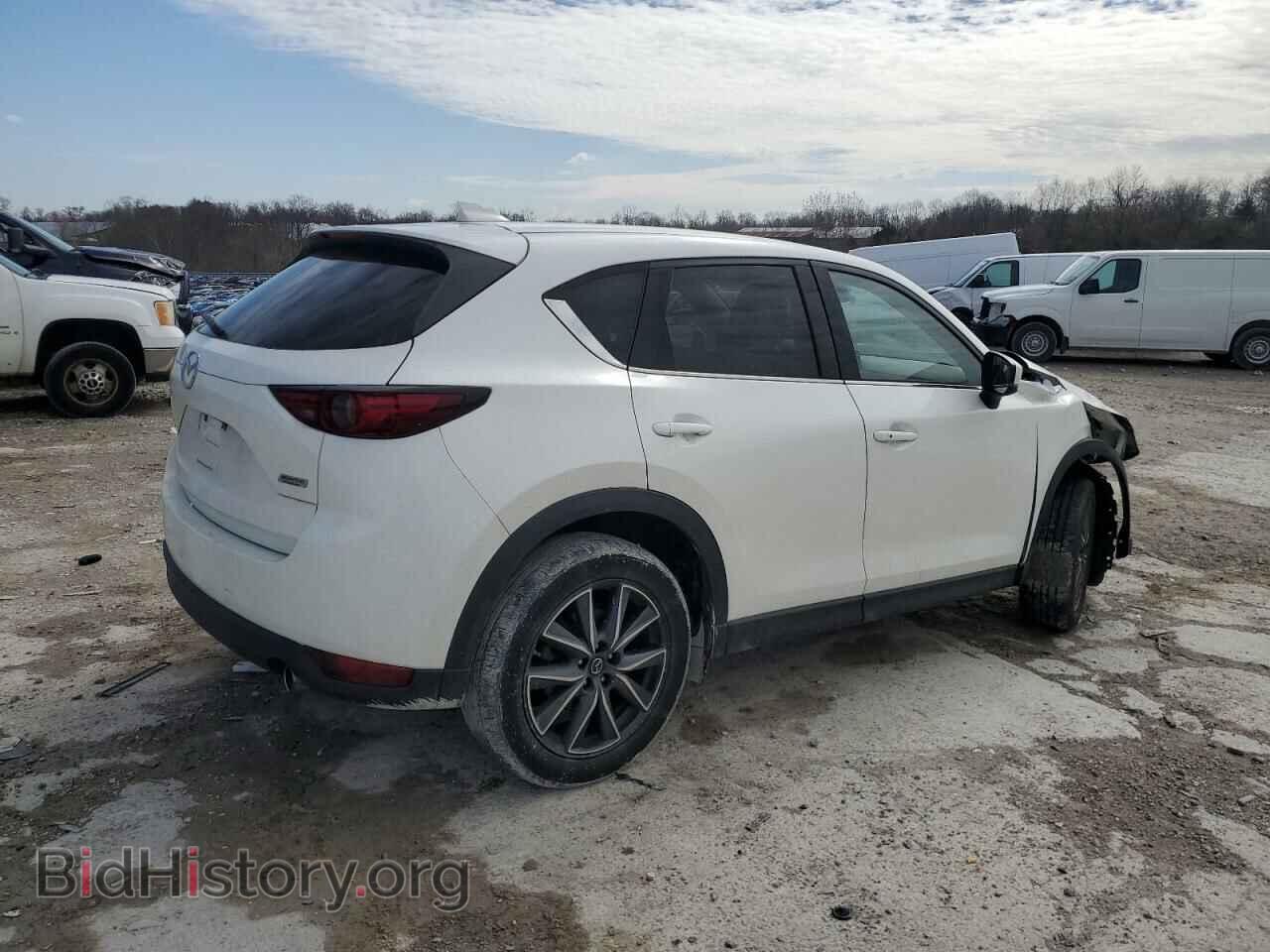 2018 MAZDA CX-5 - VIN: JM3KFBDM0J0301330 - Фото 3