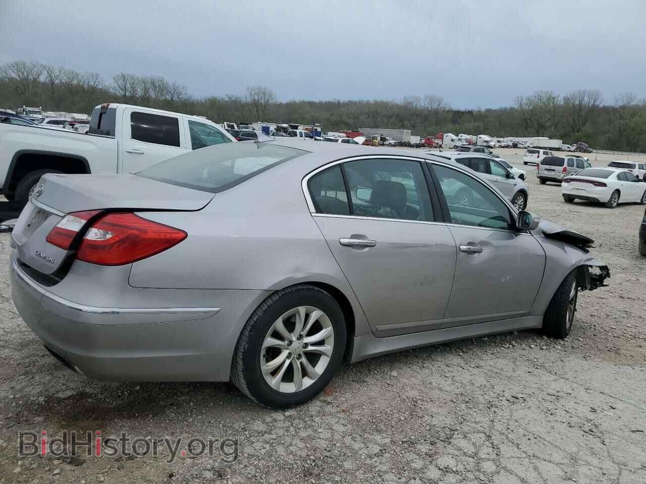 2013 HYUNDAI GENESIS - VIN: KMHGC4DD8DU242555 - Фото 3