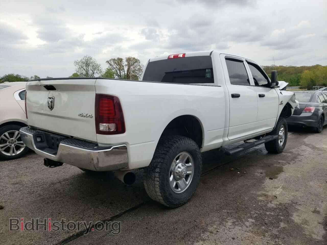 2018 RAM All Models - VIN: 3C6UR5CL0JG308221 - Фото 3