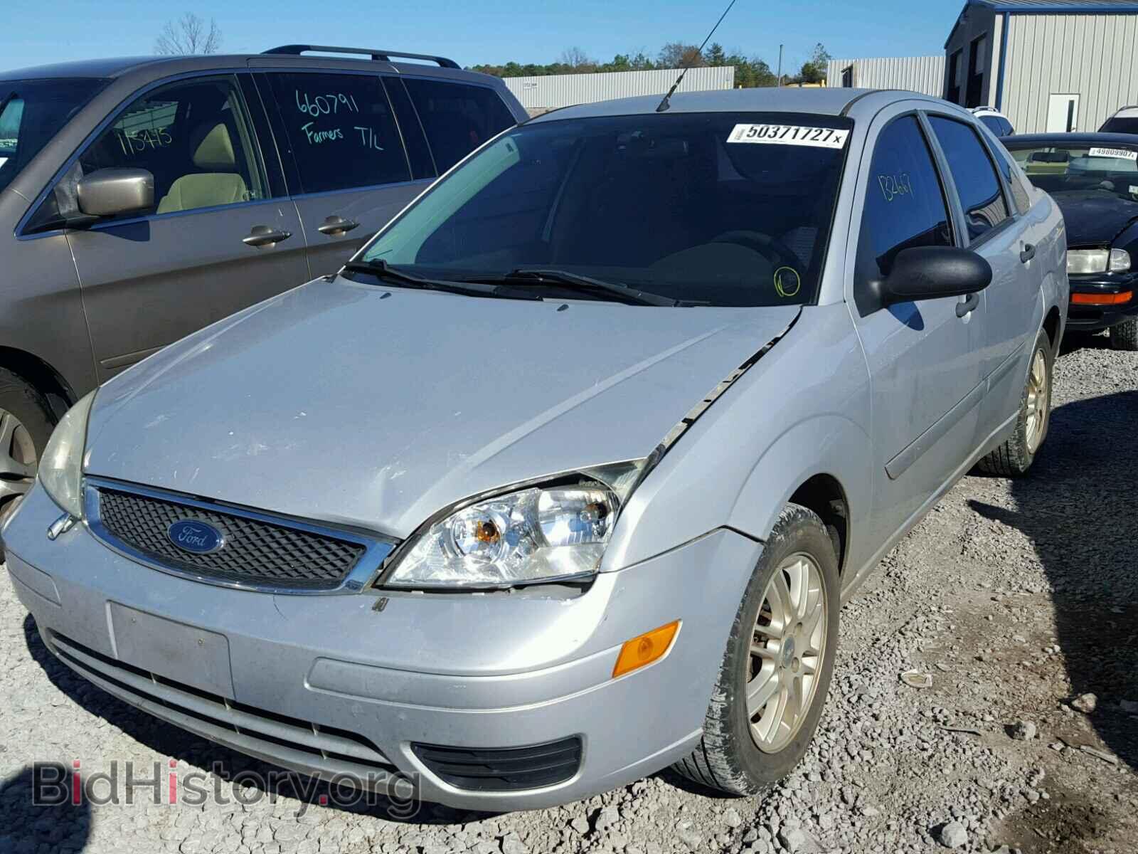 2007 FORD FOCUS - VIN: 1FAFP34N17W312175 - Фото 2