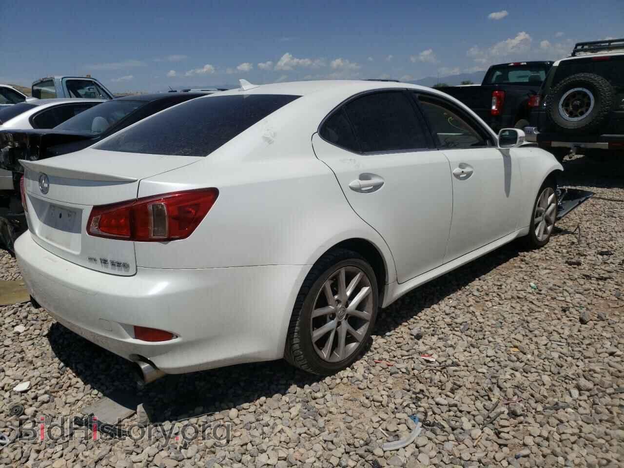 2012 LEXUS IS - VIN: JTHCF5C24C5057202 - Фото 4