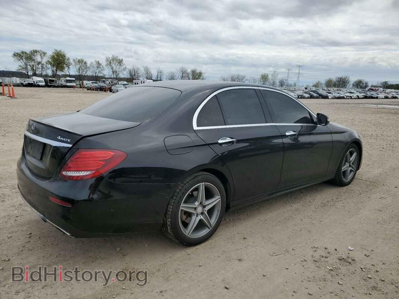 2017 MERCEDES-BENZ E-CLASS - VIN: WDDZF4KB1HA042846 - Фото 3