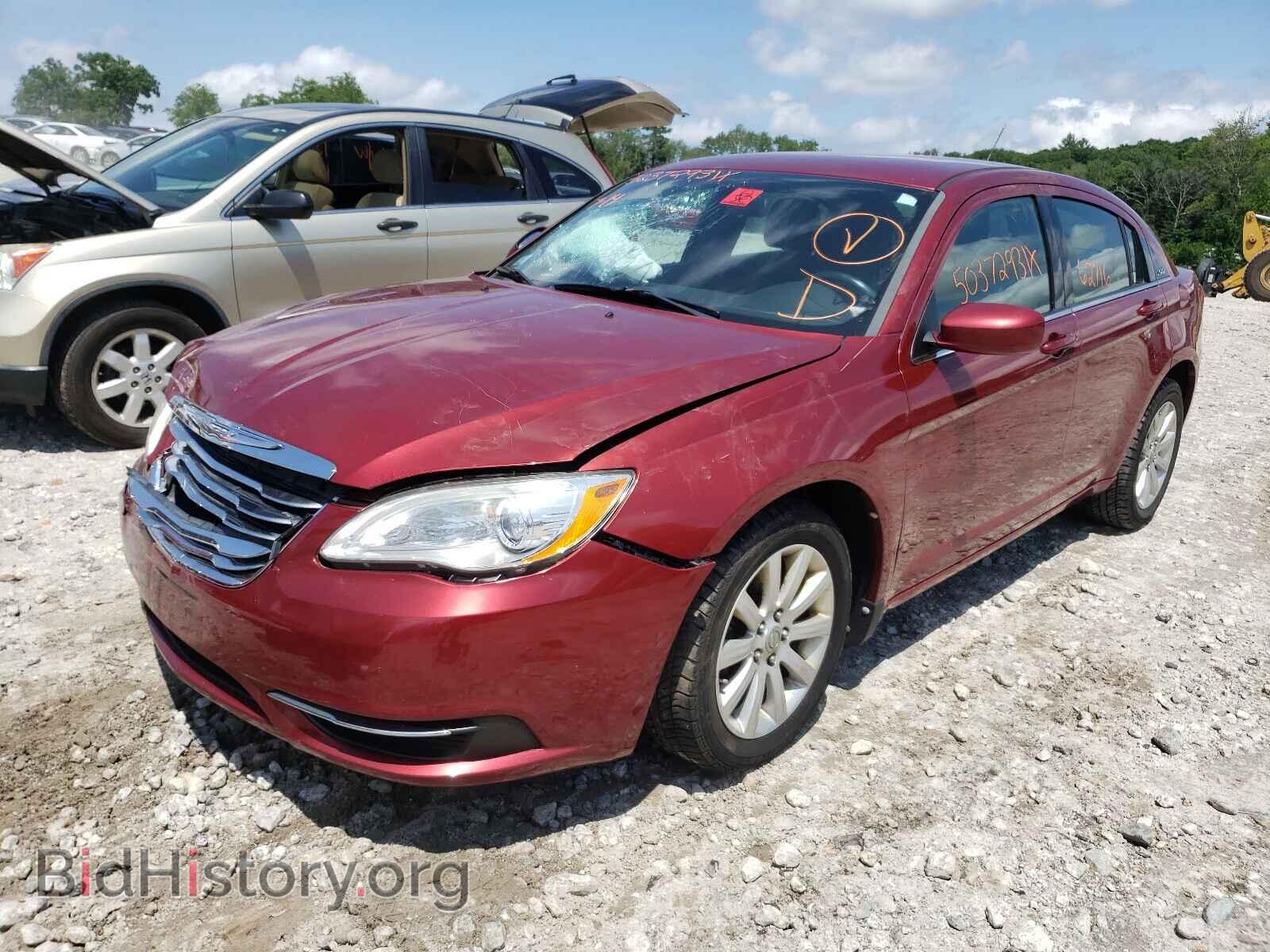 2011 CHRYSLER 200 - VIN: 1C3BC1FG6BN527352 - Фото 2