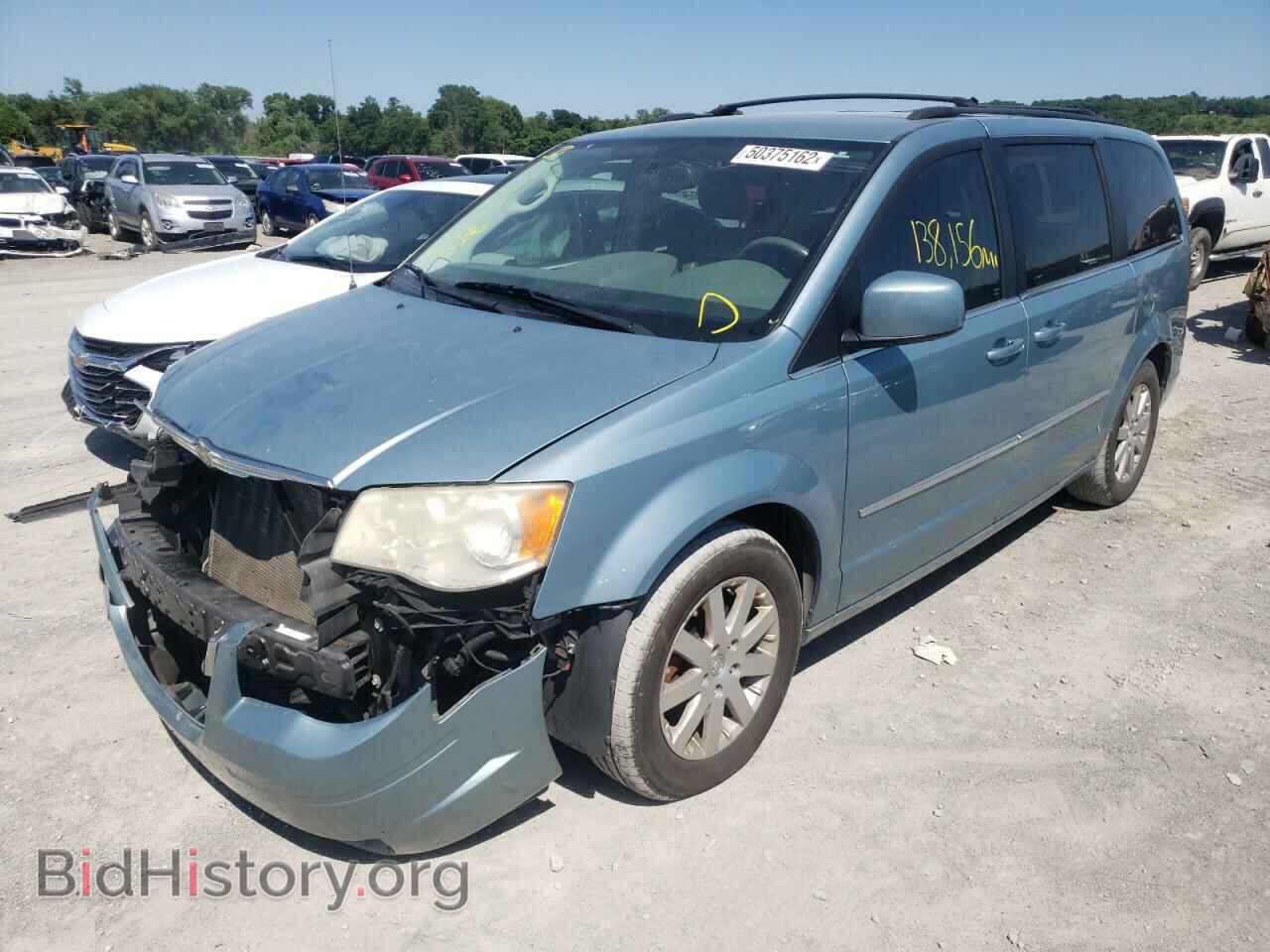 2010 CHRYSLER MINIVAN - VIN: 2A4RR5D12AR217810 - Photo 2