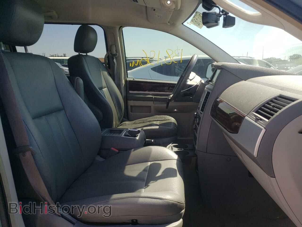 2010 CHRYSLER MINIVAN - VIN: 2A4RR5D12AR217810 - Photo 5