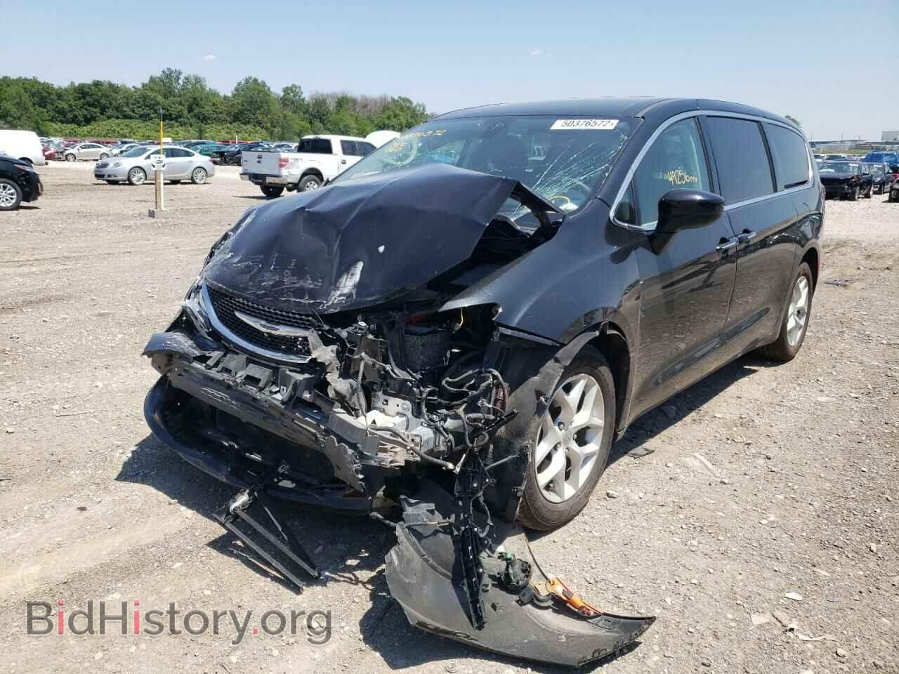 2017 CHRYSLER PACIFICA - VIN: 2C4RC1BG3HR844890 - Photo 2