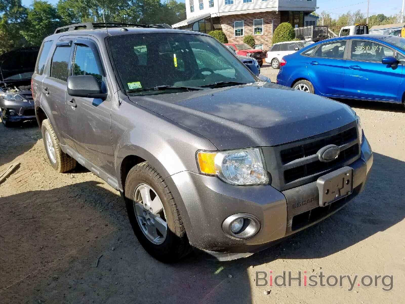 Photo 1FMCU9D71CKA45319 - FORD ESCAPE XLT 2012