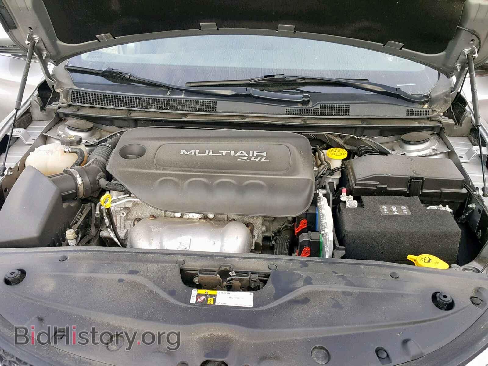 2016 CHRYSLER 200 - VIN: 1C3CCCAB8GN150168 - Photo 7