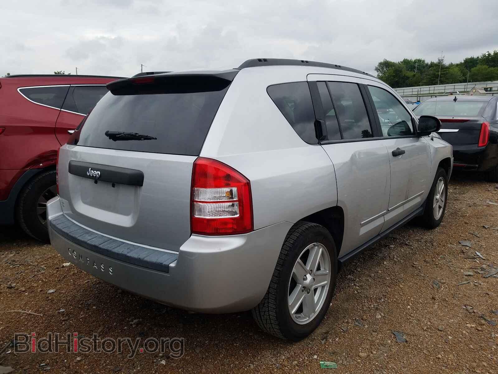 2009 JEEP COMPASS - VIN: 1J4FT47AX9D189263 - Photo 4