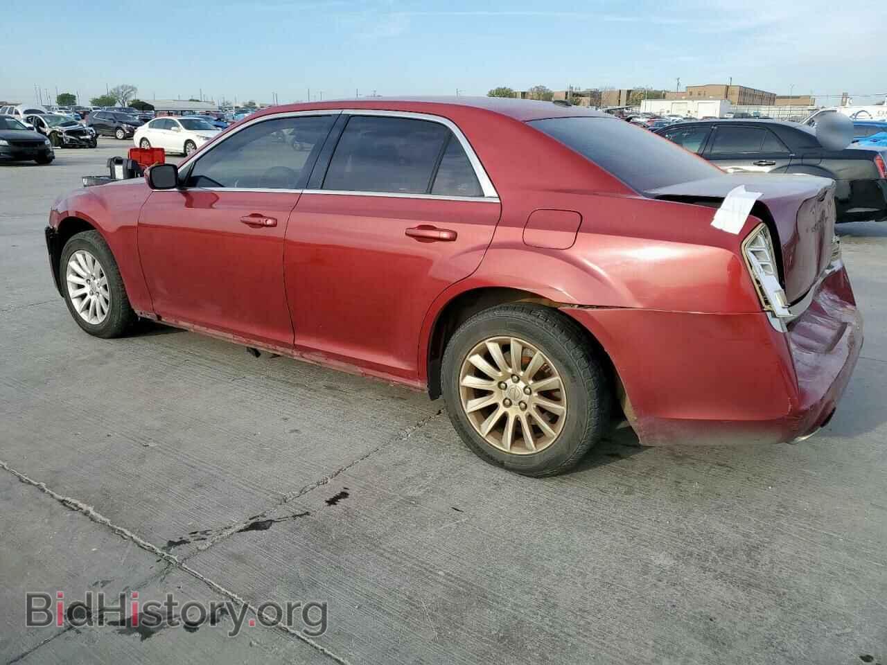 2011 CHRYSLER 300 - VIN: 2C3CA4CG9BH528407 - Фото 2