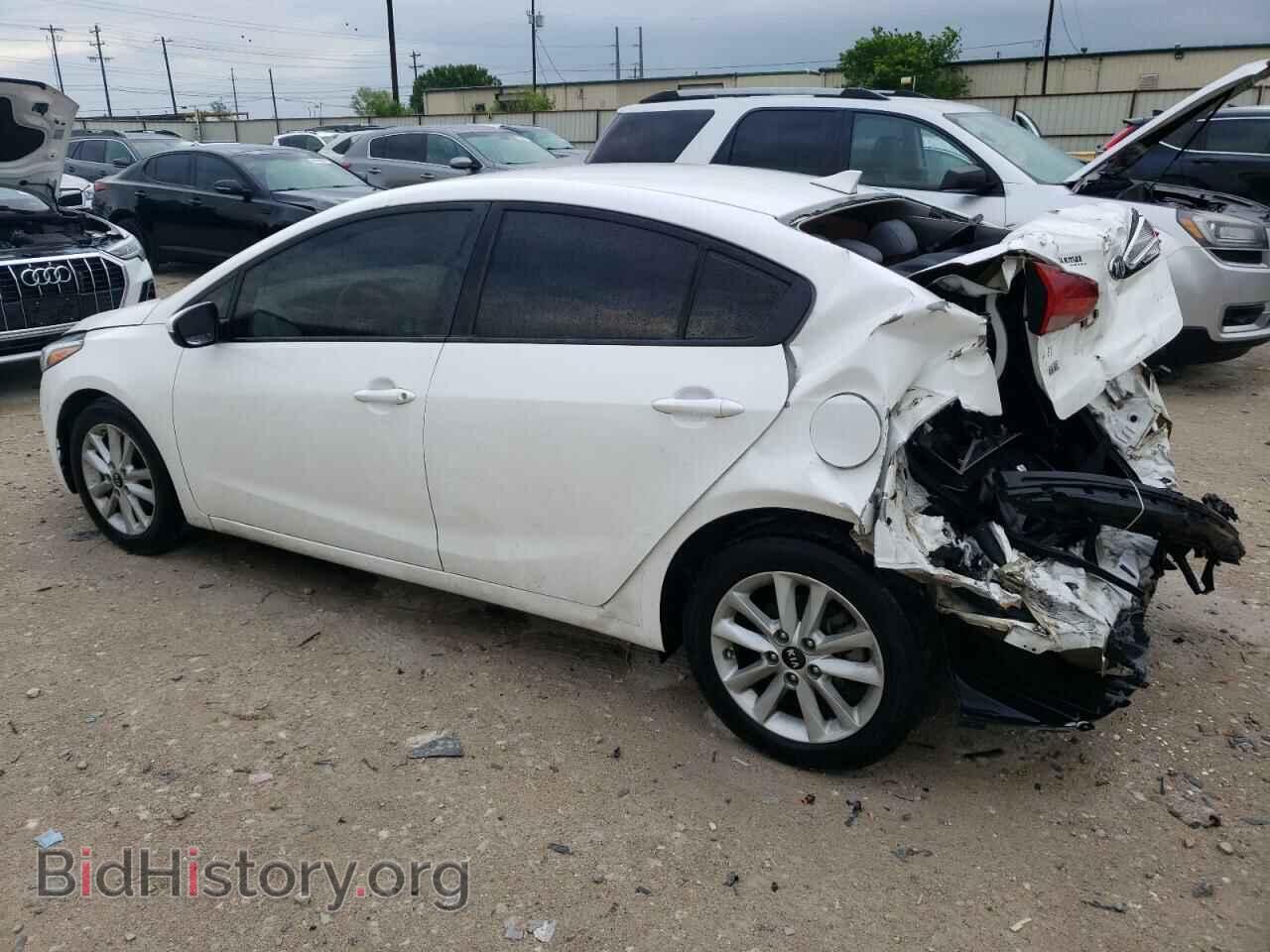 2017 KIA FORTE - VIN: 3KPFL4A76HE077205 - Фото 2