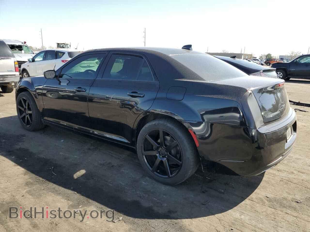 2016 CHRYSLER 300 - VIN: 2C3CCAGG5GH287679 - Фото 2