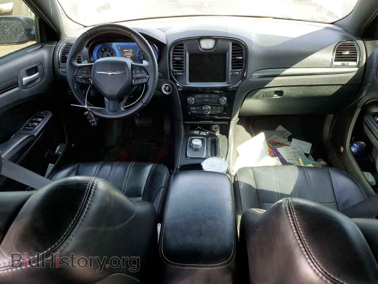 2016 CHRYSLER 300 - VIN: 2C3CCAGG5GH287679 - Фото 8
