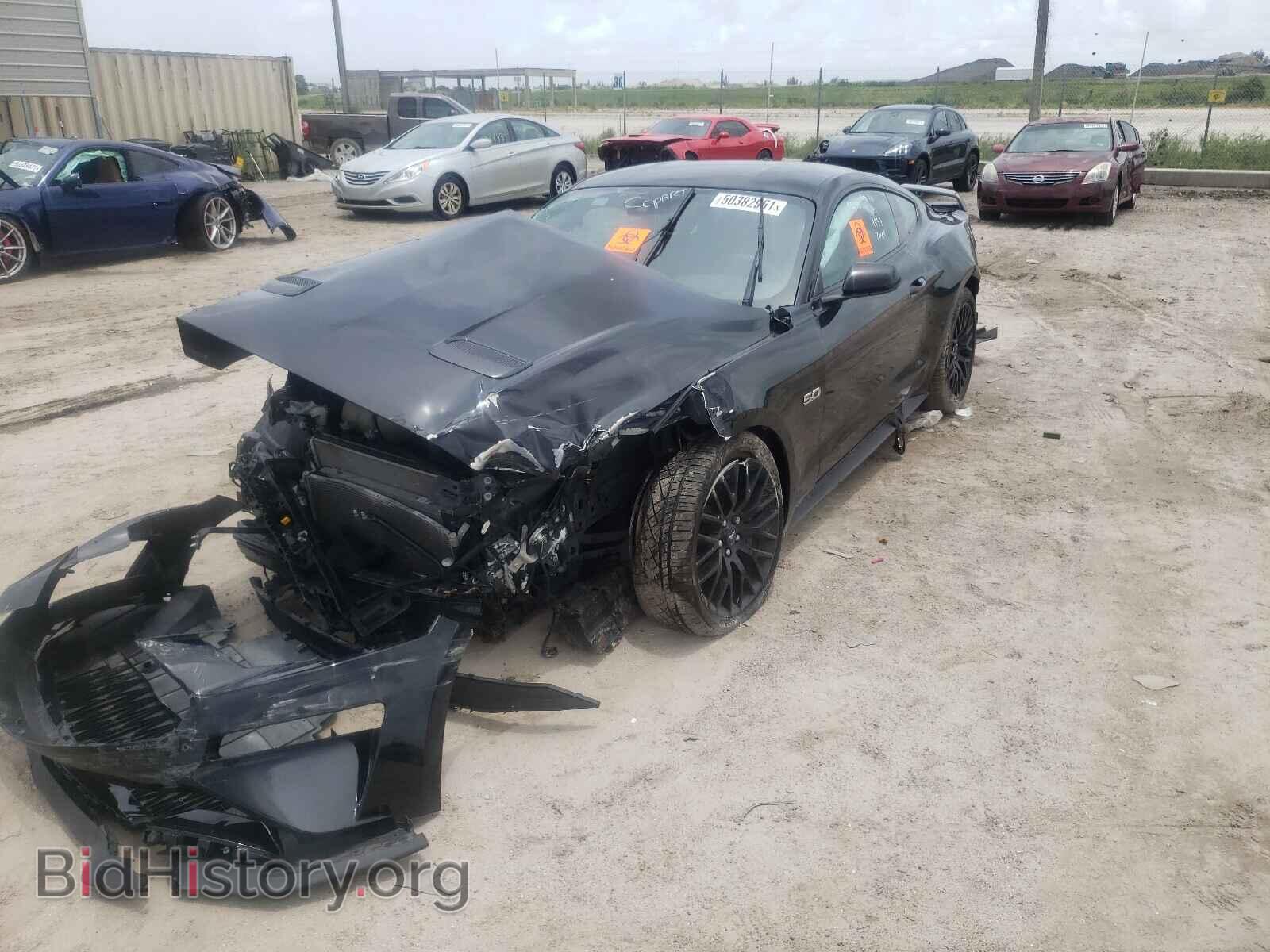 2019 FORD MUSTANG - VIN: 1FA6P8CF3K5129477 - Фото 2