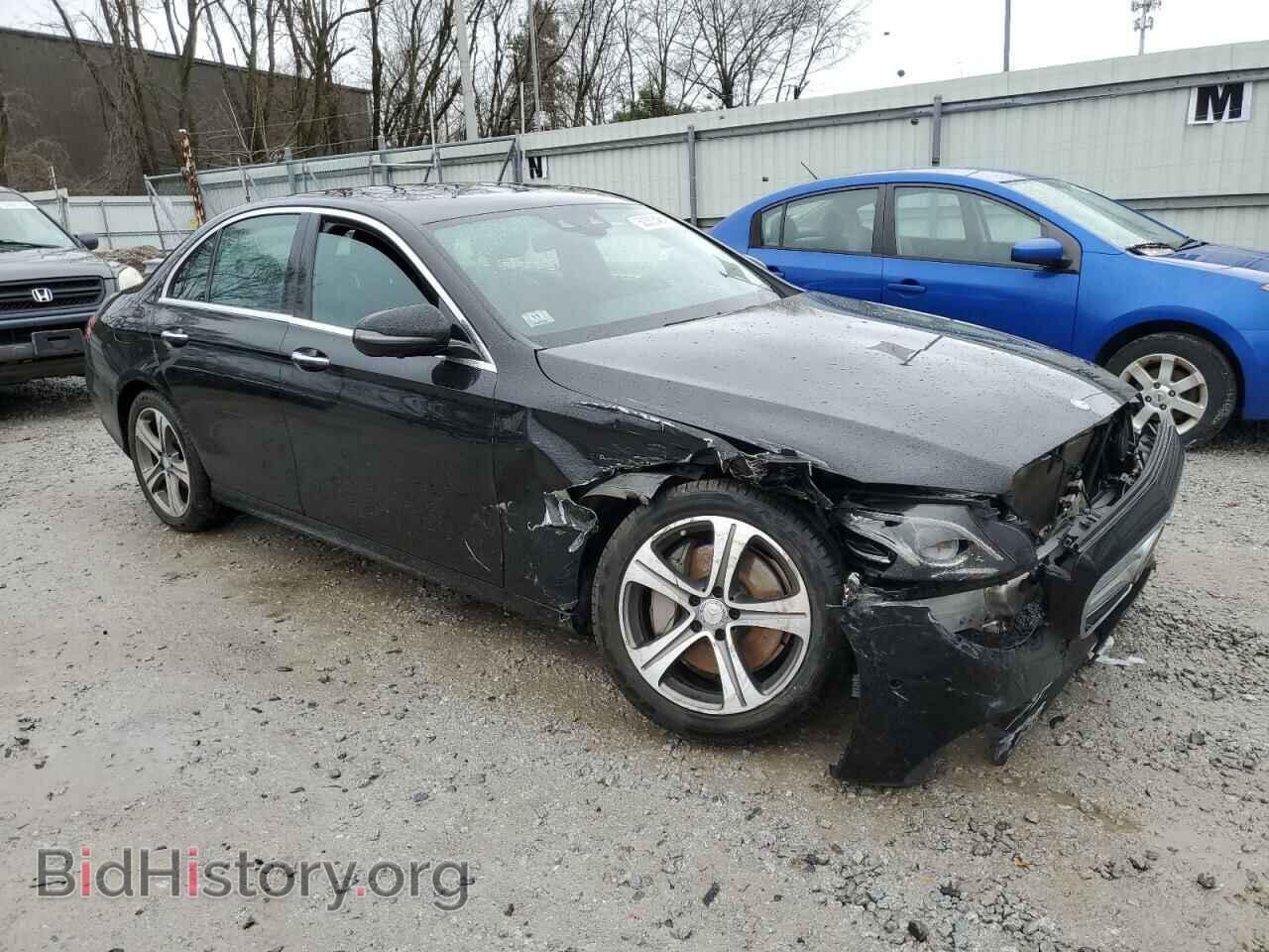 2017 MERCEDES-BENZ E-CLASS - VIN: WDDZF4KB8HA105196 - Фото 4