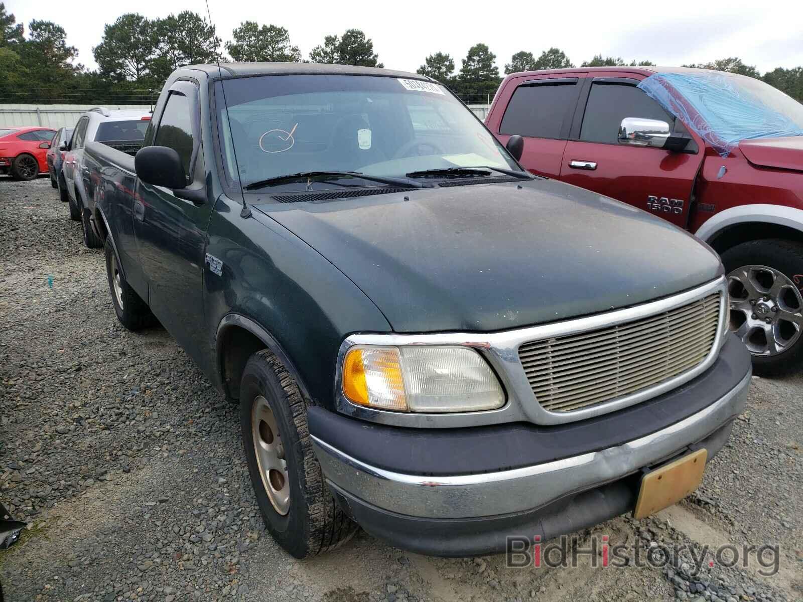 Photo 1FTRF17252NB11927 - FORD F150 2002