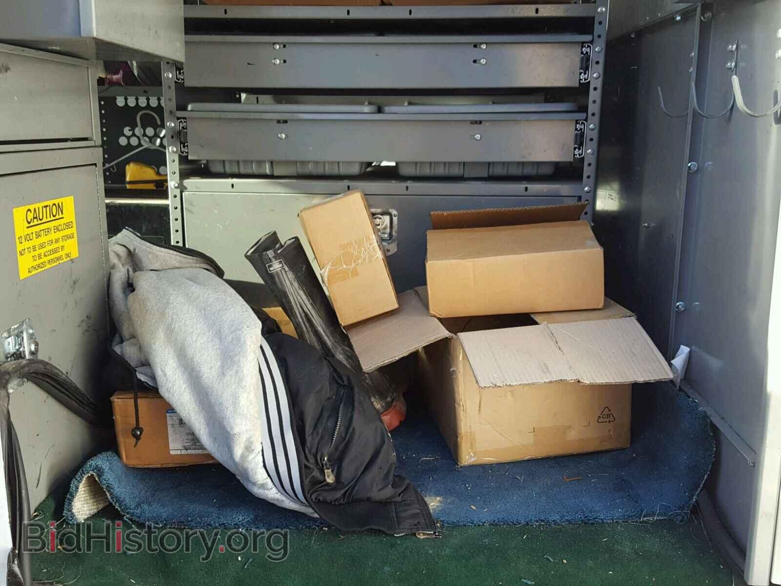 2010 FORD ECONOLINE - VIN: 1FTNE2EL4ADA47600 - Фото 2