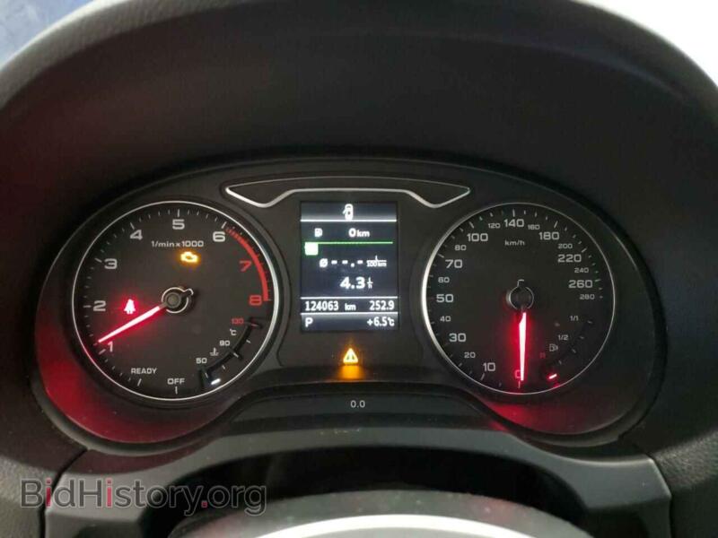 2016 Audi A3 (VIN WAUE8GFF4G1017632) — фото 9 из 13
