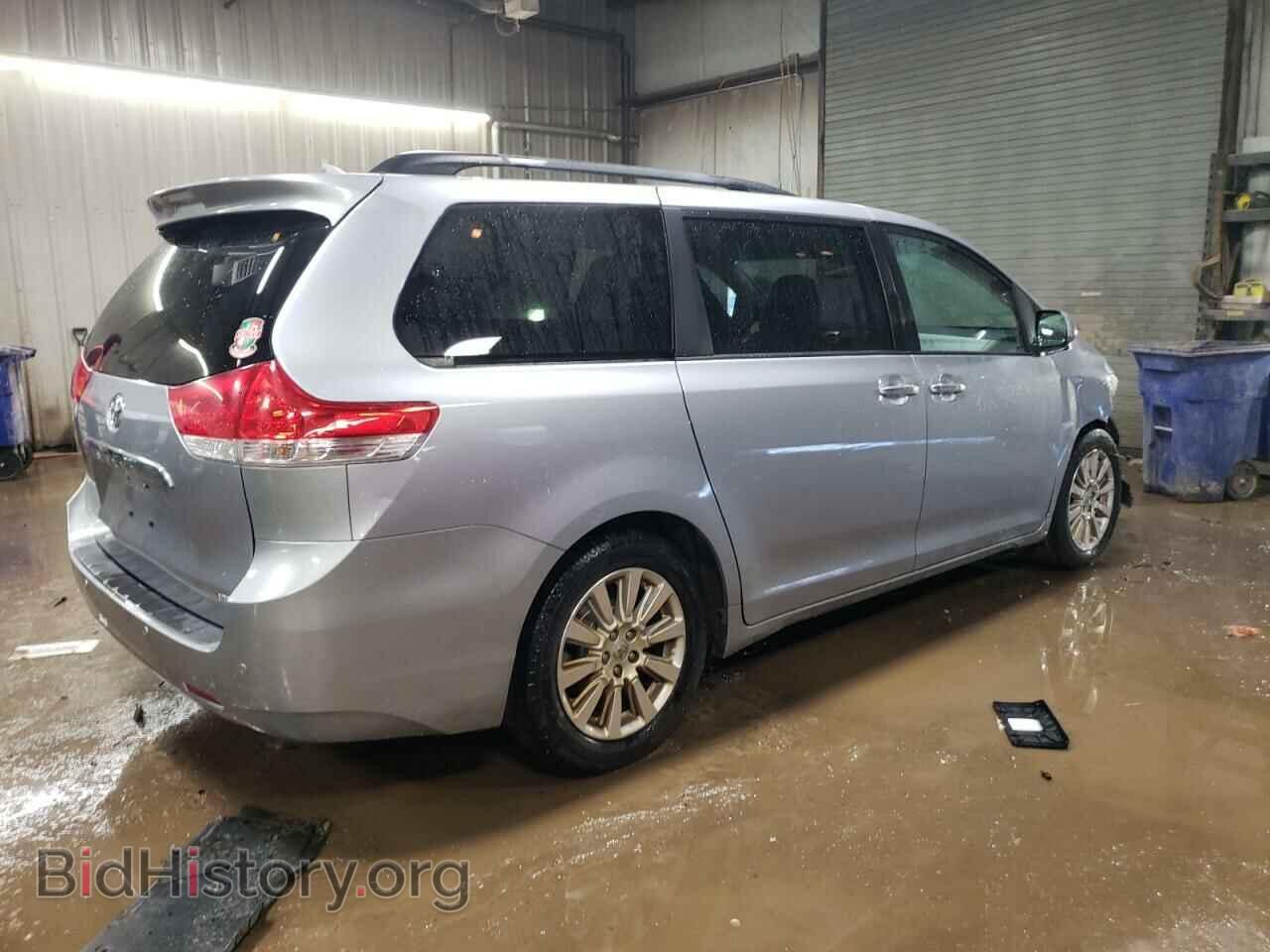 2011 TOYOTA All Models - VIN: 5TDYK3DC0BS174864 - Photo 3