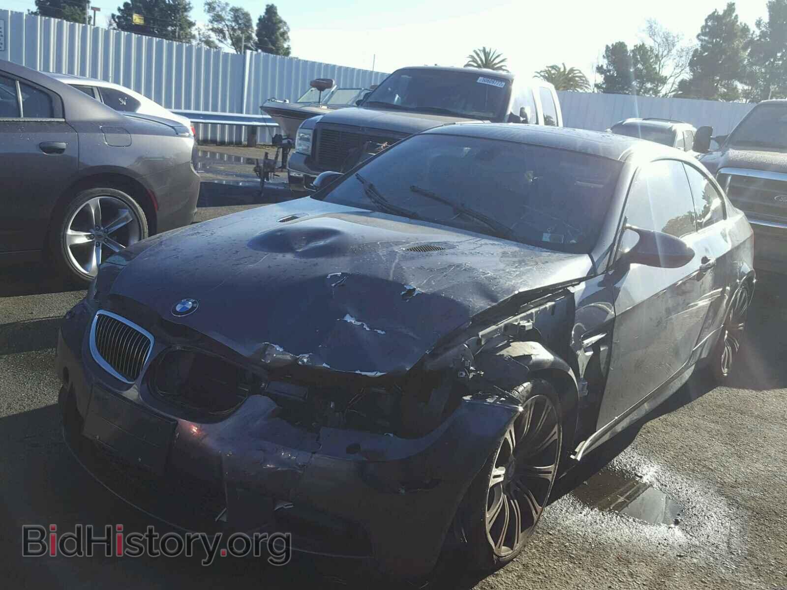 2008 BMW M3 - VIN: WBSWD93528PY40223 - Фото 2