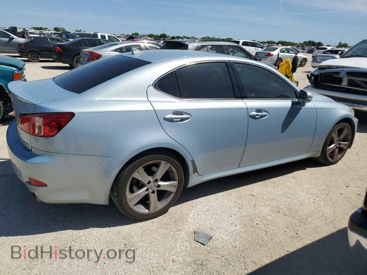2011 LEXUS IS - VIN: JTHBF5C25B5145895 - Photo 3