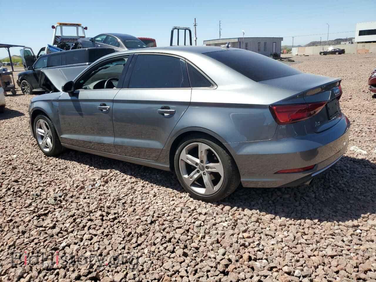 2018 AUDI A3 - VIN: WAUB8GFF9J1007575 - Фото 2