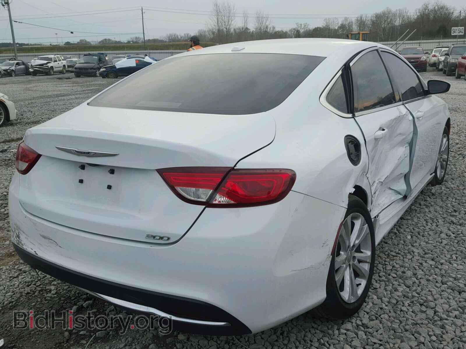 2016 CHRYSLER 200 - VIN: 1C3CCCAB1GN166390 - Фото 4