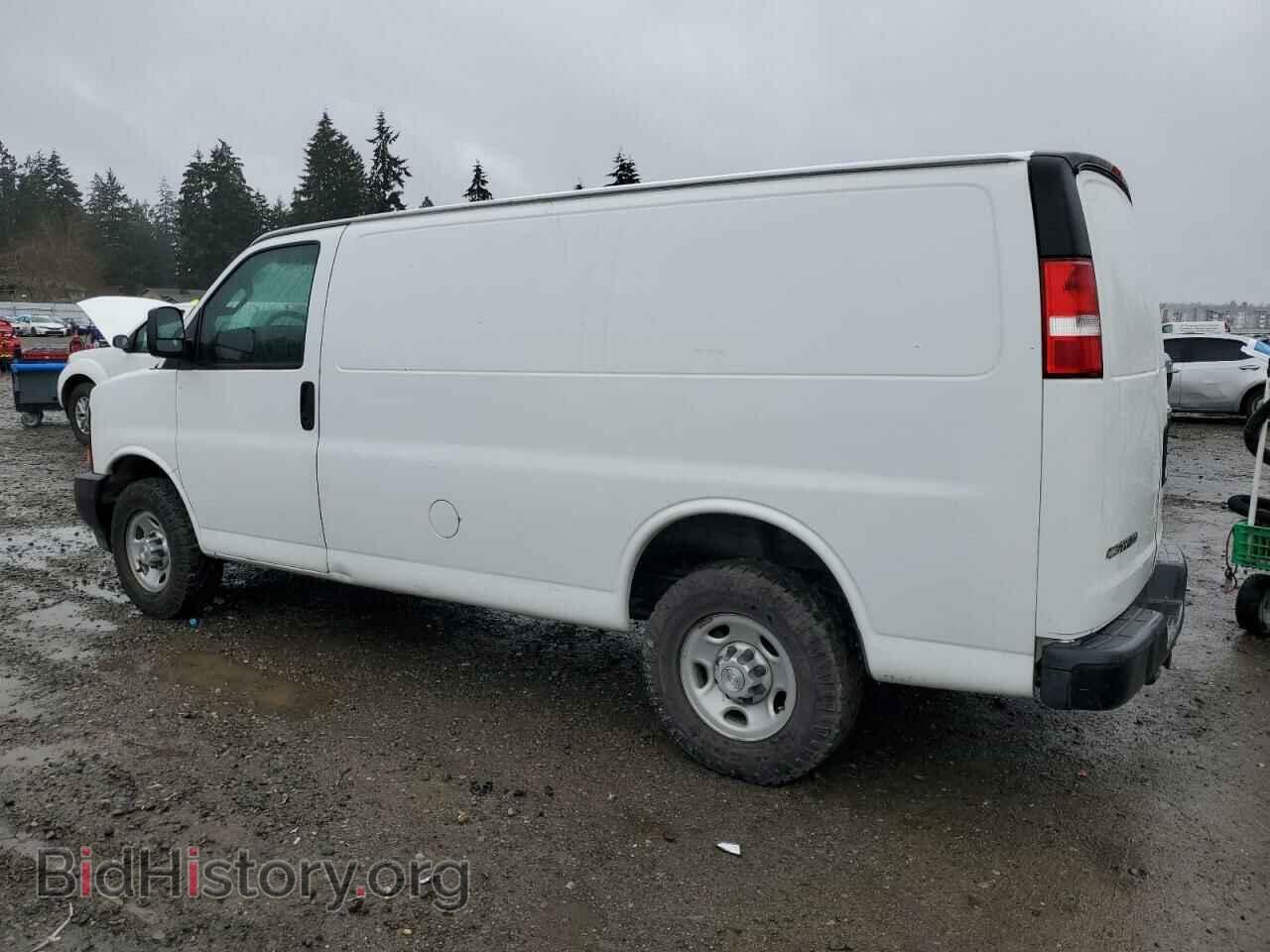 2017 CHEVROLET EXPRESS - VIN: 1GCWGAFF8H1209855 - Фото 2