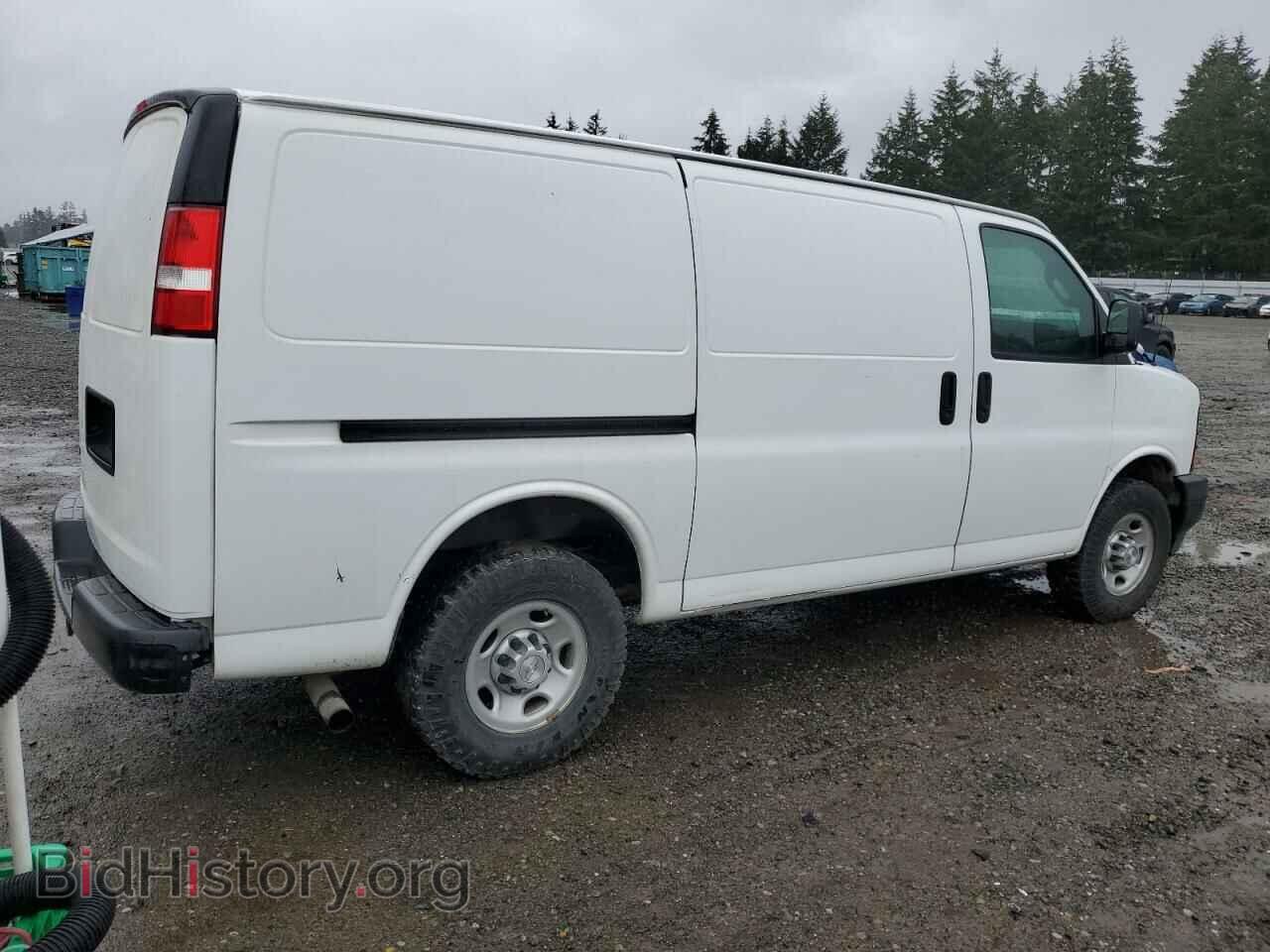2017 CHEVROLET EXPRESS - VIN: 1GCWGAFF8H1209855 - Фото 3