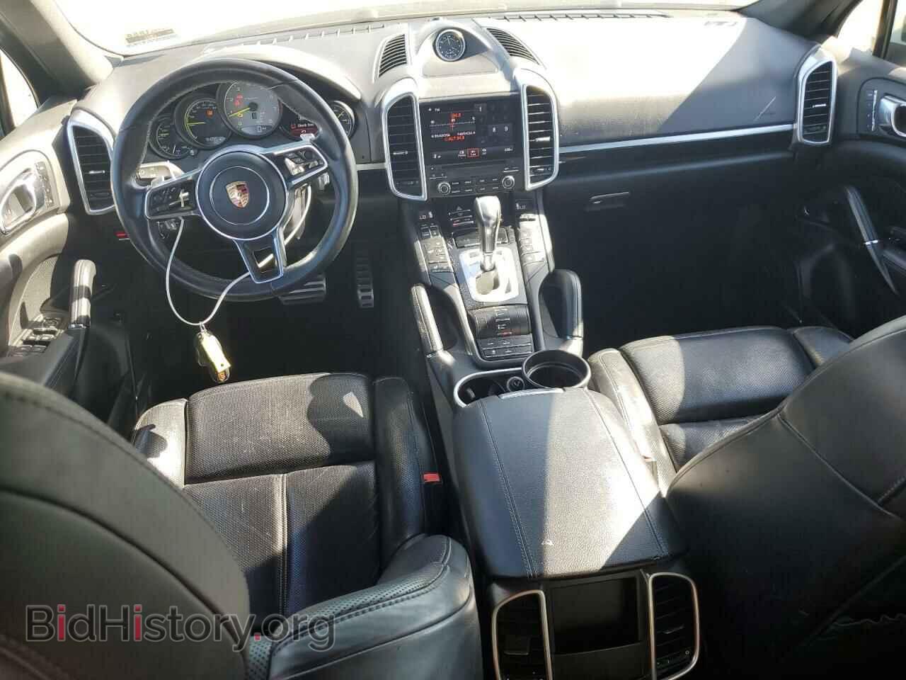 2017 PORSCHE CAYENNE - VIN: WP1AE2A23HLA75138 - Фото 8