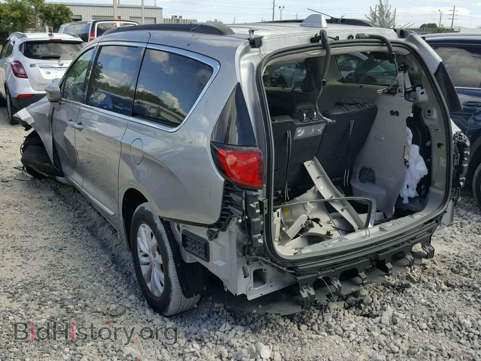 2017 CHRYSLER PACIFICA T - VIN: 2C4RC1BG1HR588085 - Photo 3