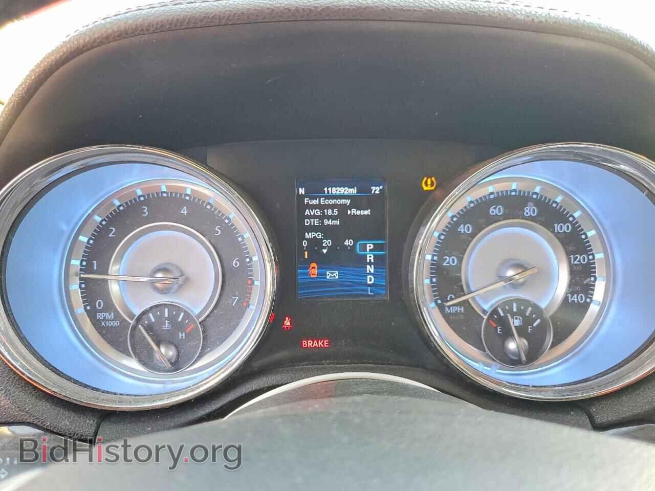 2014 CHRYSLER 300 - VIN: 2C3CCAAG4EH214275 - Photo 9