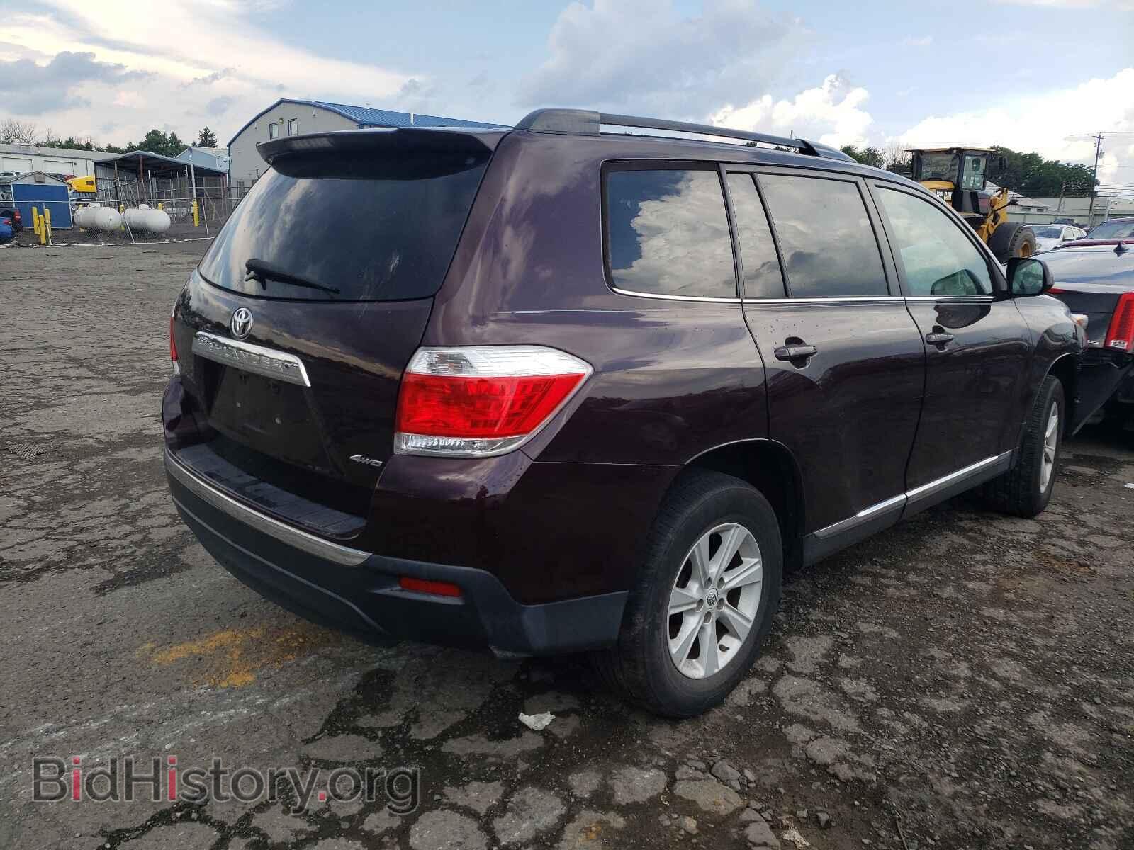 2012 TOYOTA HIGHLANDER - VIN: 5TDBK3EH0CS166314 - Фото 4