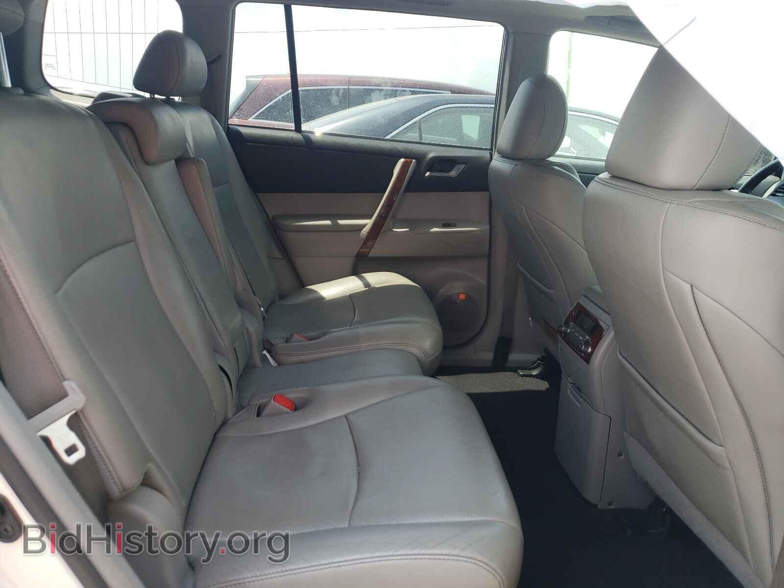 2013 TOYOTA HIGHLANDER - VIN: 5TDYK3EH8DS100282 - Фото 6