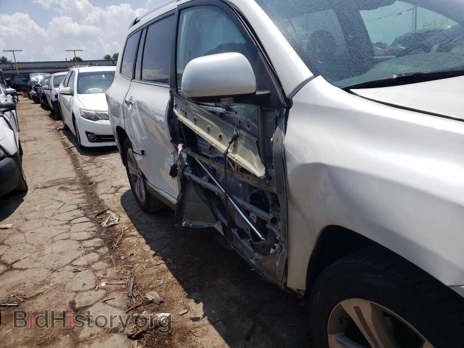 2013 TOYOTA HIGHLANDER - VIN: 5TDYK3EH8DS100282 - Фото 9