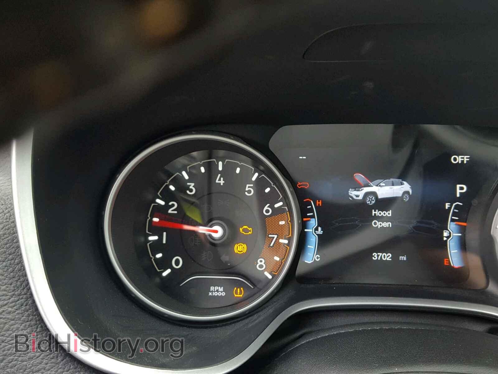 2018 JEEP COMPASS LA - VIN: 3C4NJDBB2JT325438 - Фото 8
