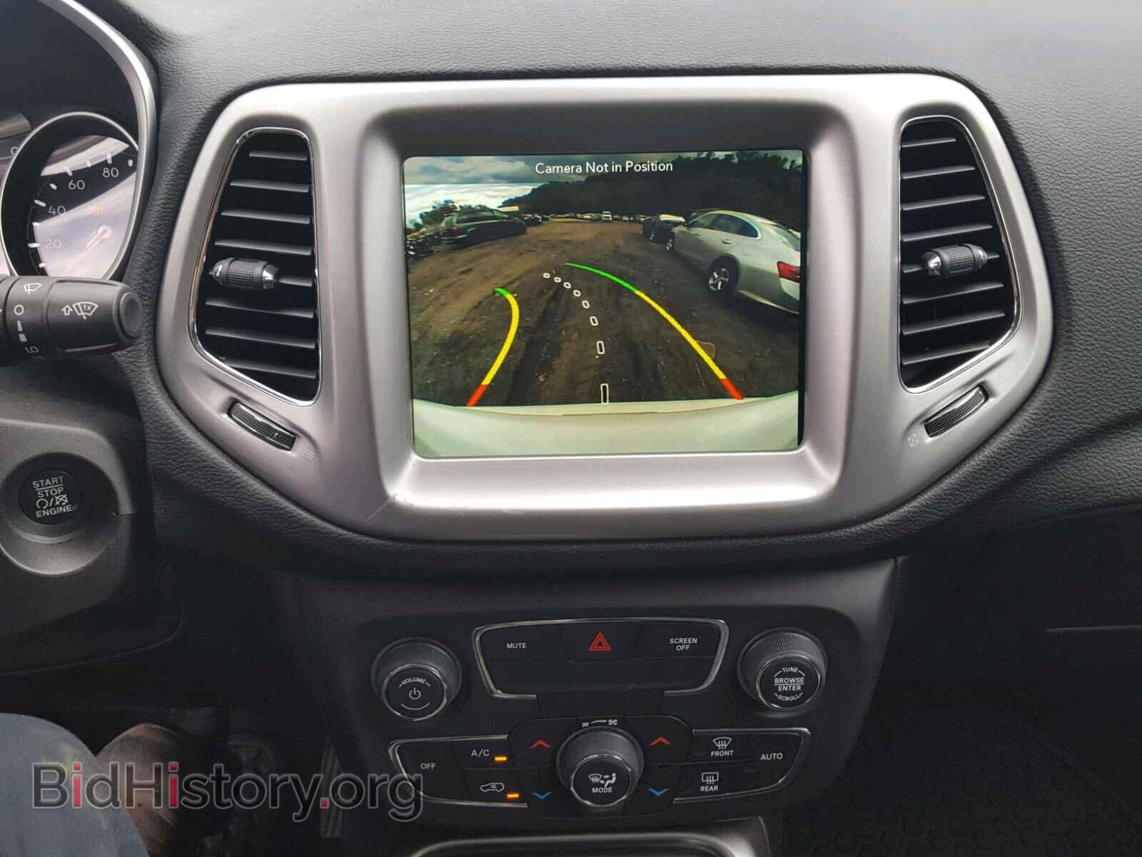 2018 JEEP COMPASS LA - VIN: 3C4NJDBB2JT325438 - Фото 9