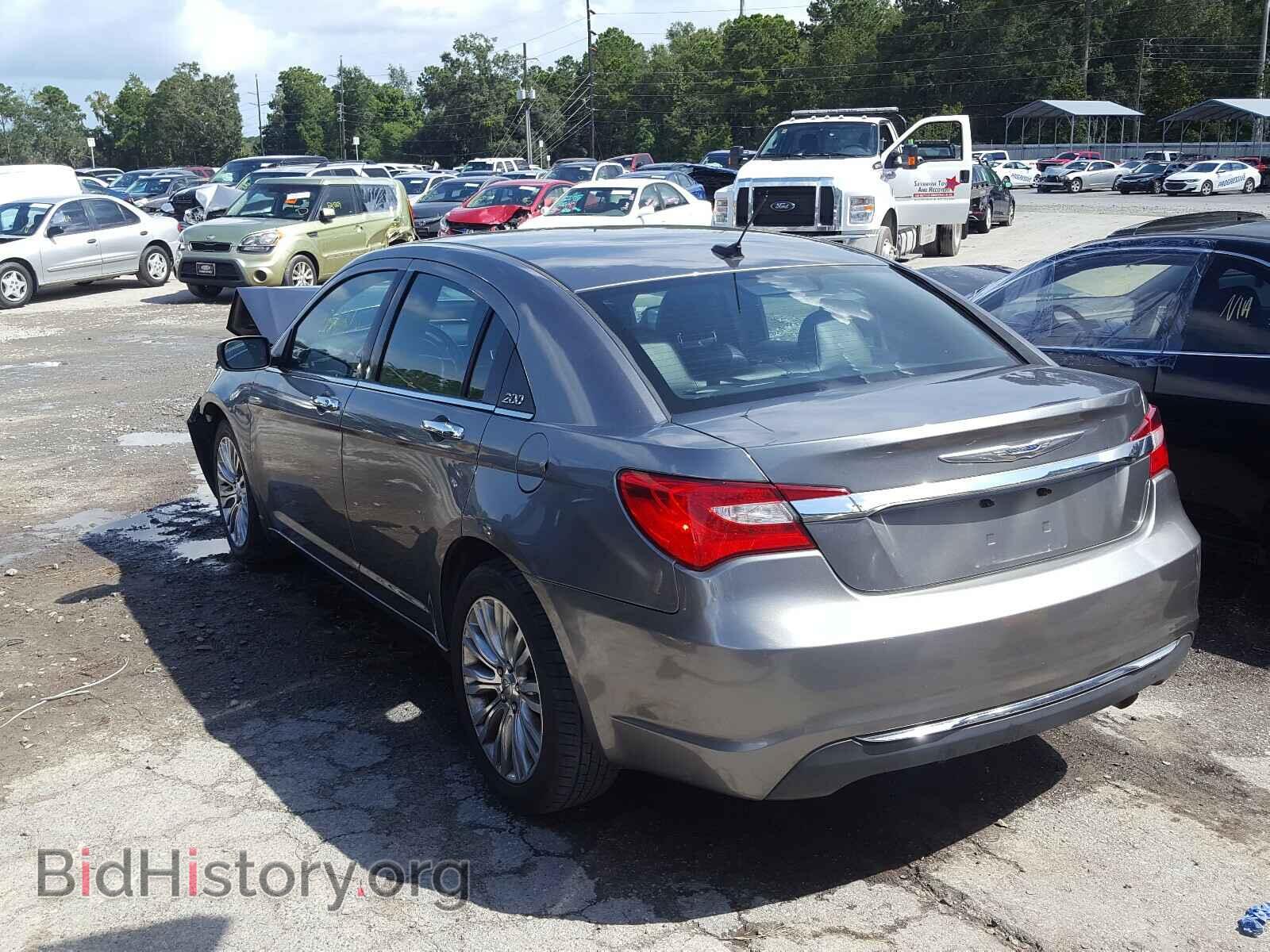 2012 CHRYSLER 200 - VIN: 1C3CCBCB0CN303059 - Photo 3