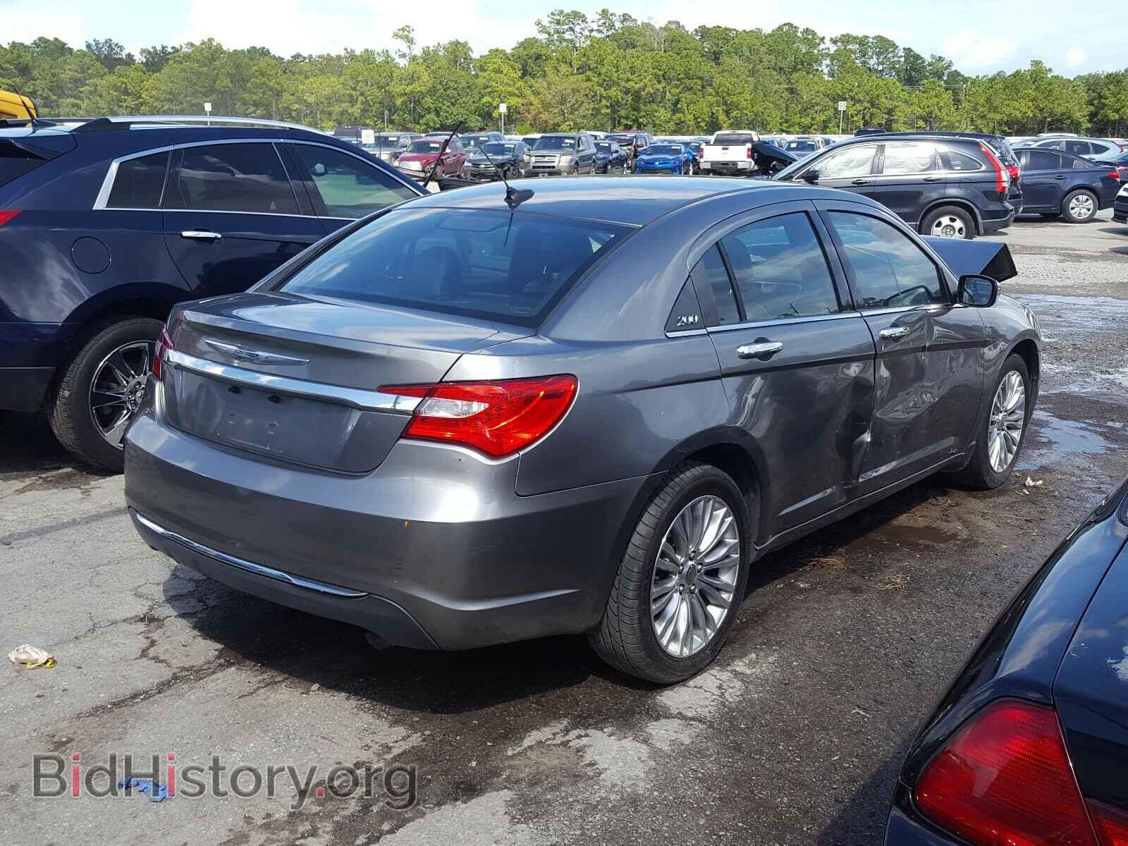 2012 CHRYSLER 200 - VIN: 1C3CCBCB0CN303059 - Photo 4