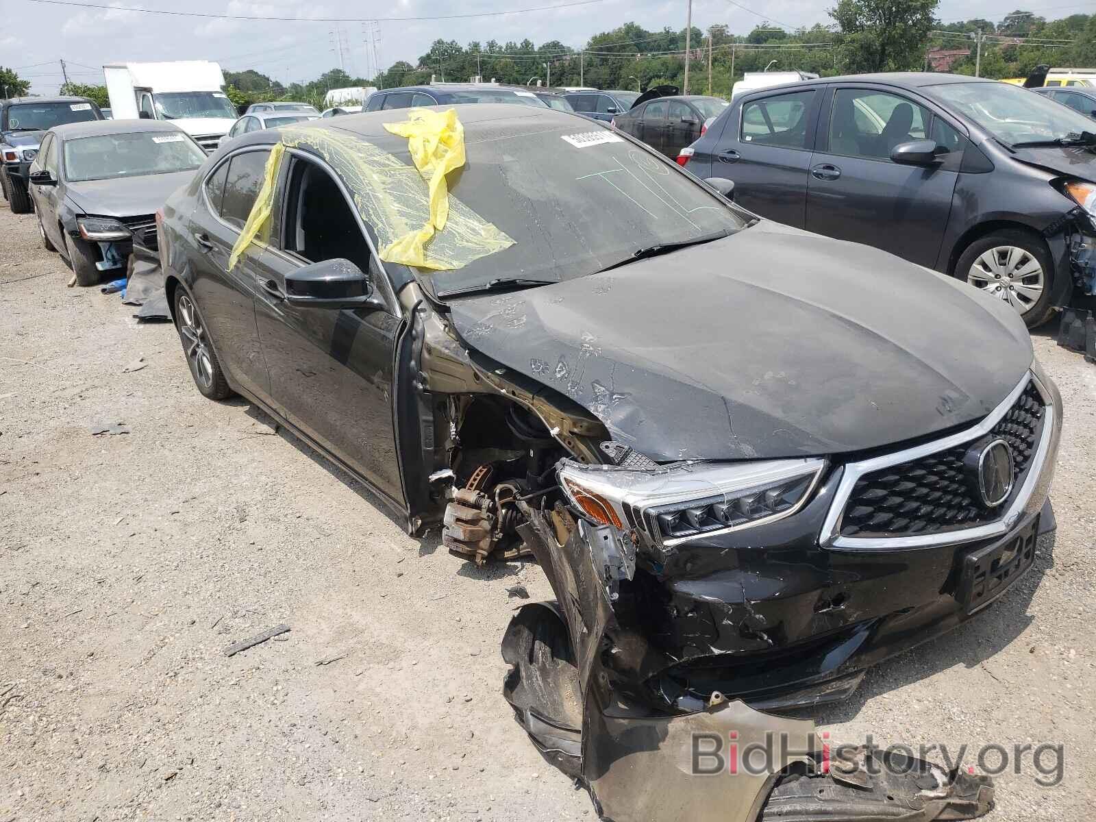 Фотография 19UUB3F31JA002223 - ACURA TLX 2018