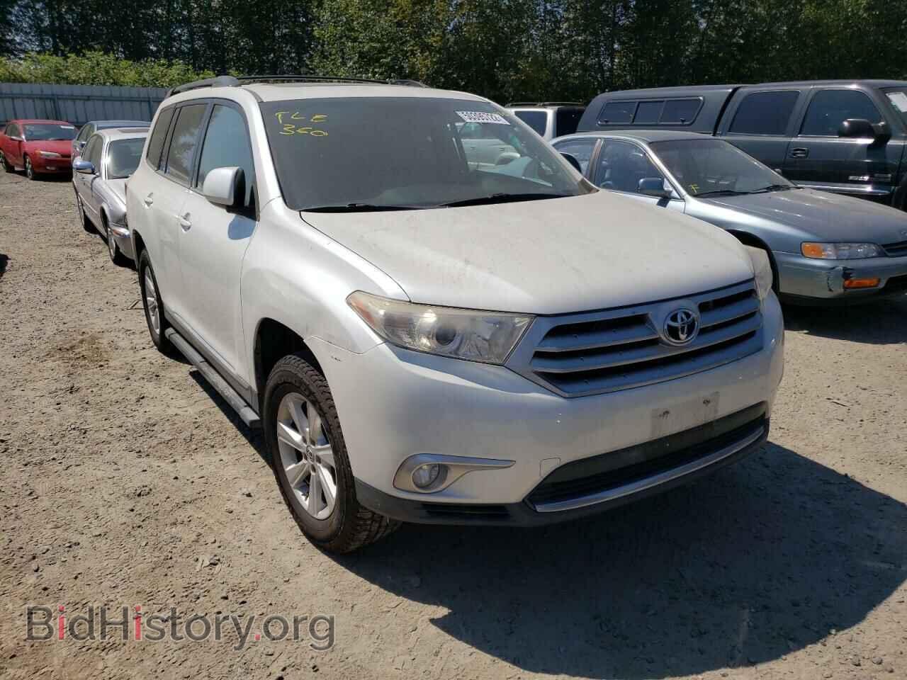 Фотография 5TDBK3EHXCS138097 - TOYOTA HIGHLANDER 2012