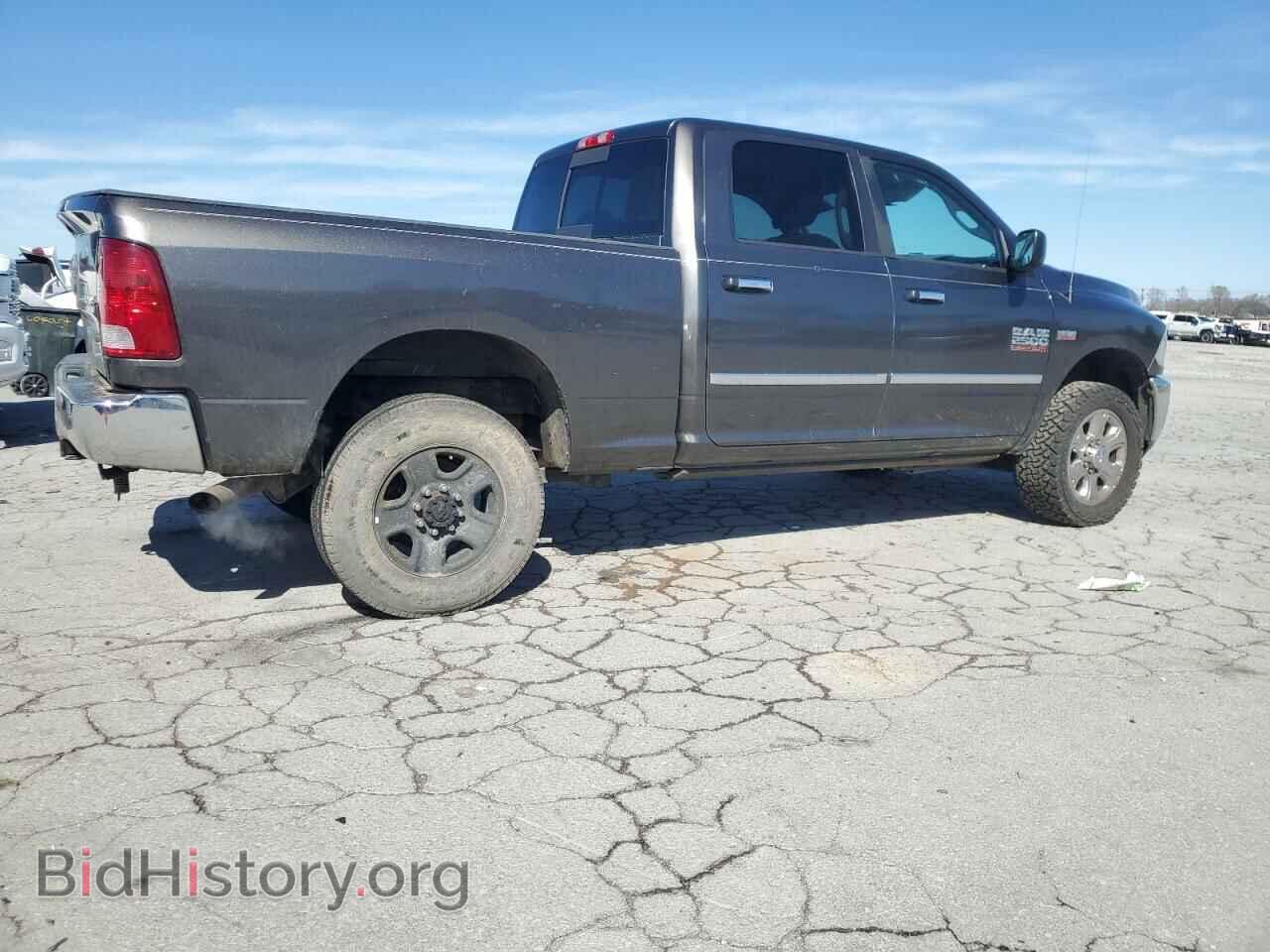 2016 RAM All Models - VIN: 3C6UR5DJ9GG321359 - Photo 3