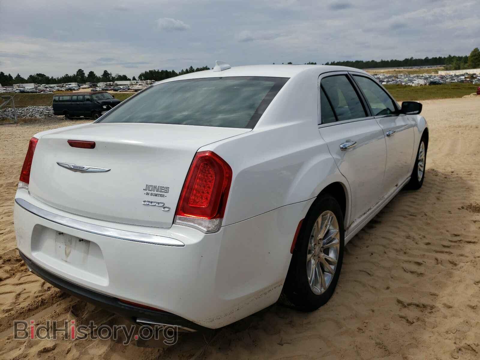2016 CHRYSLER 300 - VIN: 2C3CCAEG9GH352276 - Фото 4
