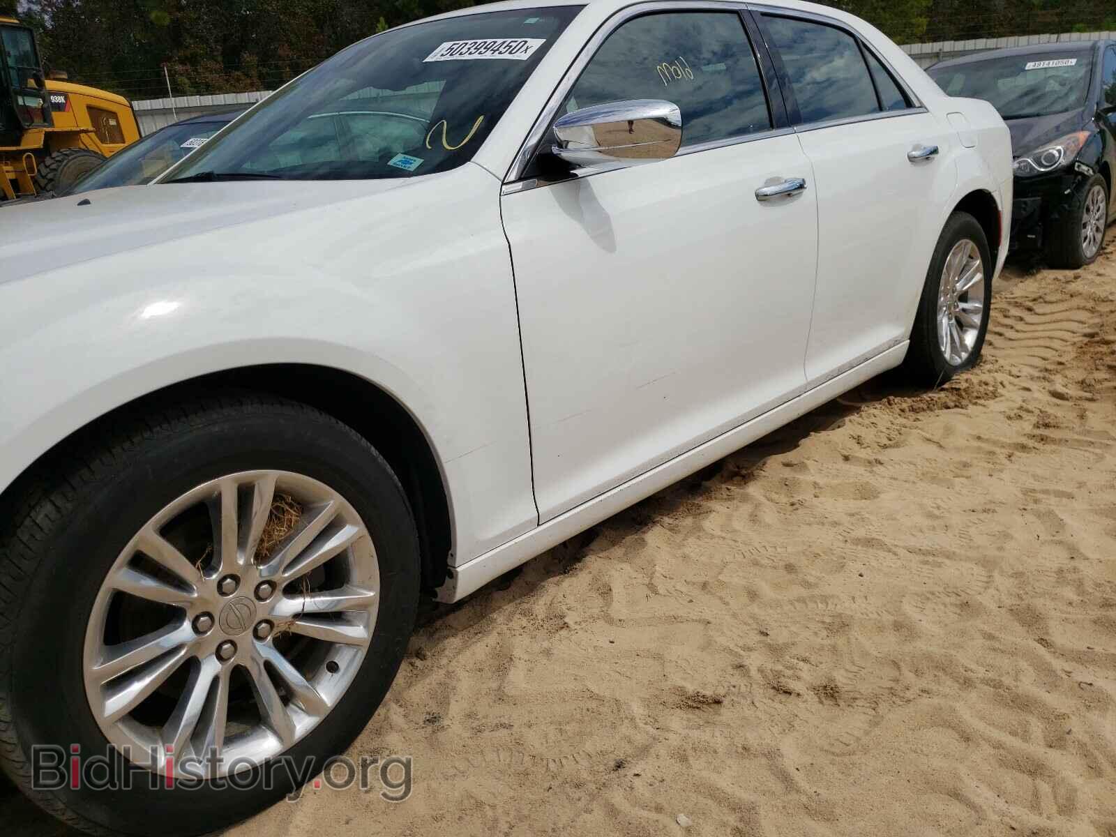 2016 CHRYSLER 300 - VIN: 2C3CCAEG9GH352276 - Фото 9