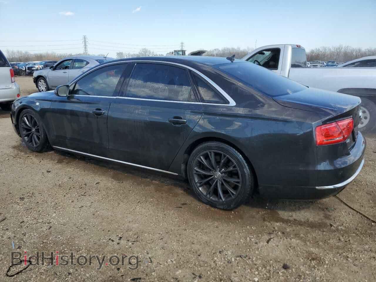 2011 AUDI A8 - VIN: WAURVAFD9BN012224 - Фото 2