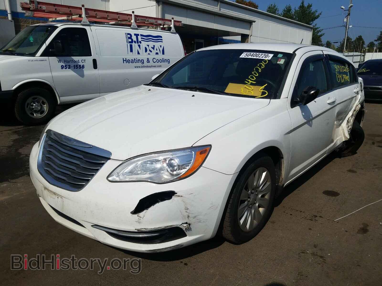 2012 CHRYSLER 200 - VIN: 1C3CCBAB2CN295713 - Photo 2