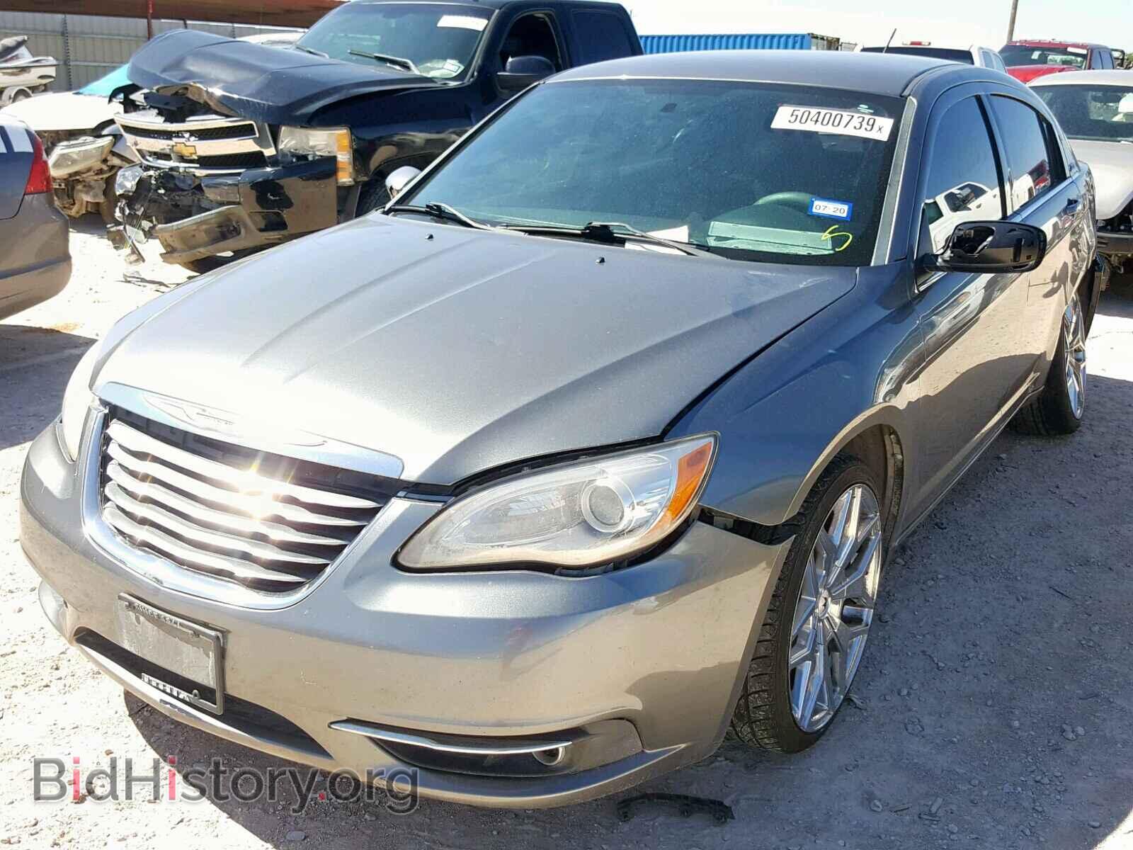 2012 CHRYSLER 200 - VIN: 1C3CCBAB5CN320846 - Фото 2
