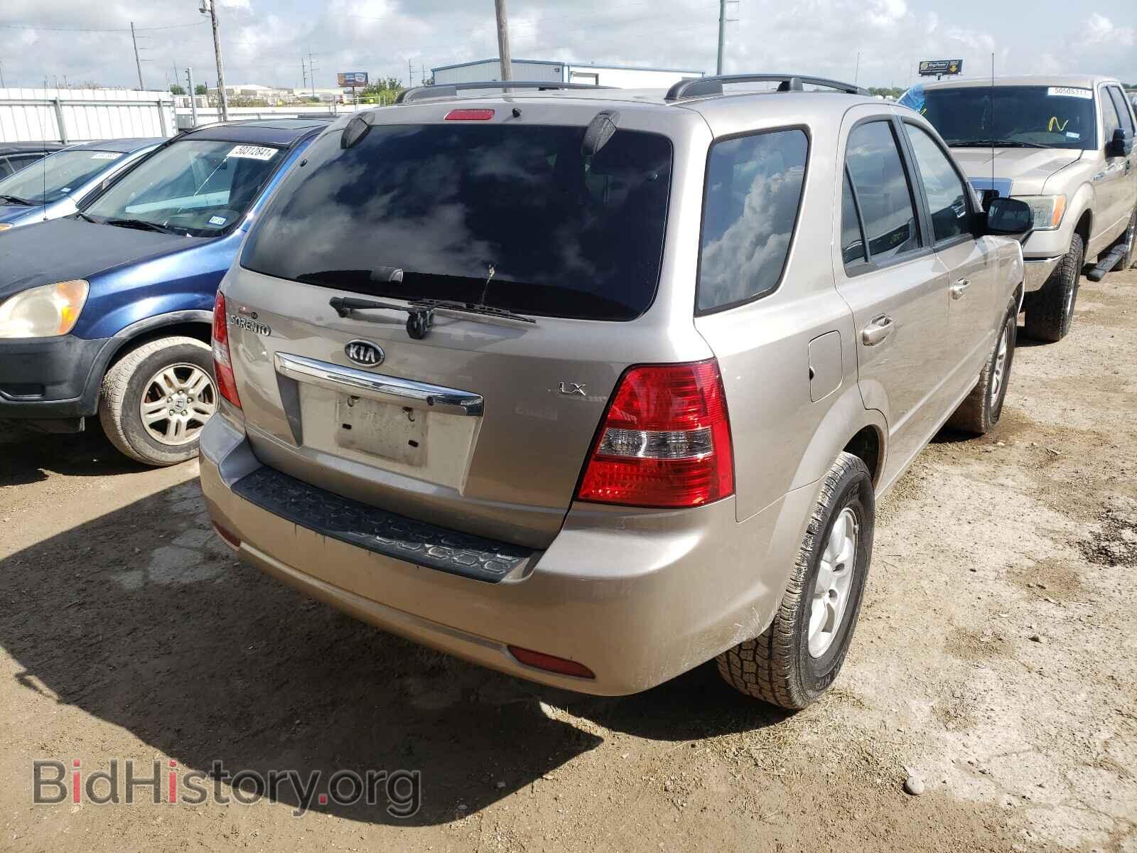 2008 KIA SORENTO - VIN: KNDJD735785851977 - Фото 4